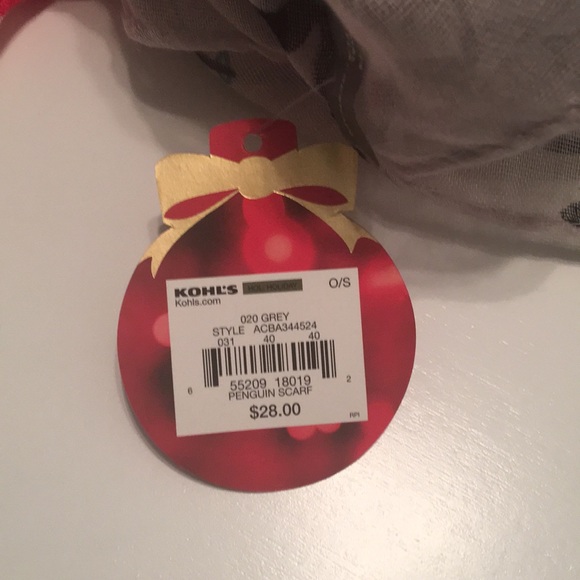 3 Christmas Scarves (1 w/tags) and Christmas socks - Picture 3 of 3